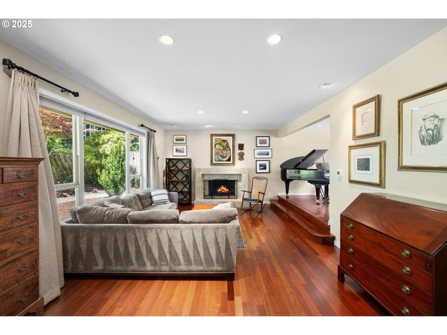 Living Room | Image 5