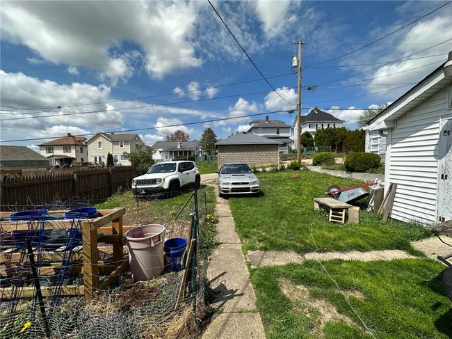 404 S Chestnut St, House other with 4 bedrooms, 3 bathrooms and 2 parking in Scottdale PA | Image 4