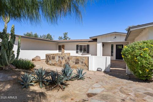 7836 E Davenport Dr, Scottsdale, AZ, 85260-4022 | Card Image