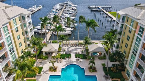 apt-201-806 E Windward Way, Lantana, FL, 33462-8012 | Card Image