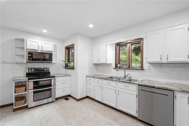 1806 Courtland St, House other with 3 bedrooms, 3 bathrooms and null parking in Port Royal SC | Image 16