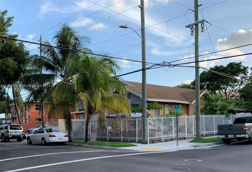 1104 Nw 6th St, Miami, FL, 33136-3603 | Card Image