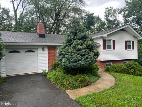 2917 Breezy Ter, ALEXANDRIA, VA, 22303-2401 | Card Image