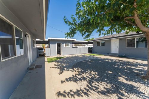 130 Fillmore St, Coalinga, CA, 93210-1550 | Card Image
