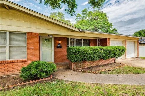 4712 Frontier Trl, Austin, TX, 78745-1618 | Card Image