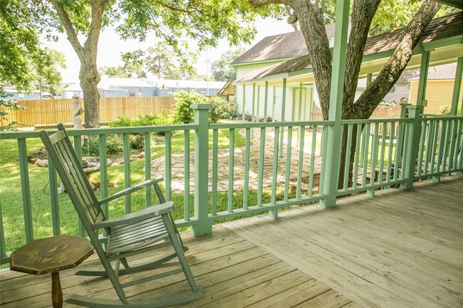 View of wooden terrace | Image 25