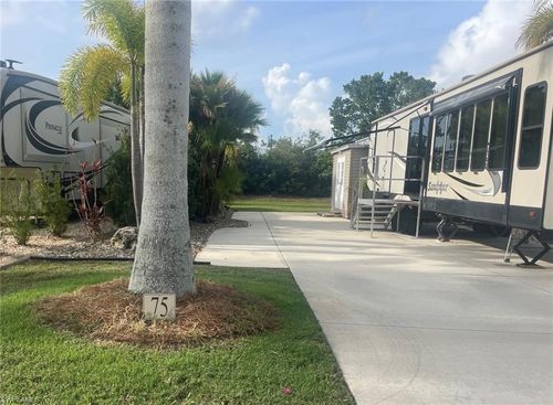 5252 Cypress Trail Resort Cir, Fort Myers, FL, 33905 | Card Image