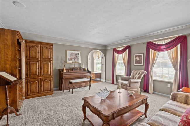 488 Shelbourne, House other with 4 bedrooms, 4 bathrooms and 2 parking in Plum Boro PA | Image 8
