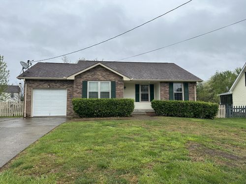822 Iris Ln, Clarksville, TN, 37042-5851 | Card Image