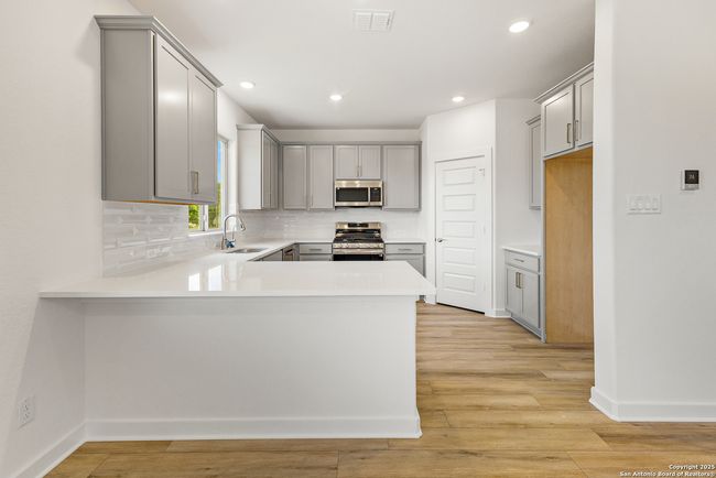 105 Tribus, House other with 3 bedrooms, 3 bathrooms and null parking in Leon Valley TX | Image 12