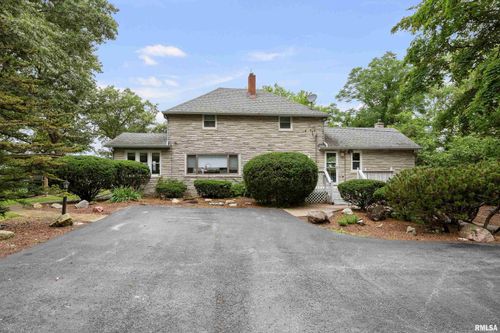 21116 River Rd N, Cordova, IL, 61242-9617 | Card Image