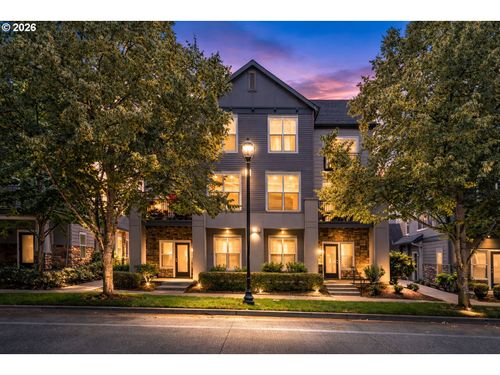 201-10757 Ne Red Wing Way, Hillsboro, OR, 97006-3496 | Card Image