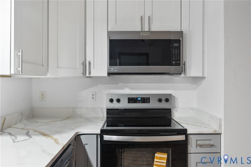 7509 Lisa Ln, Henrico, VA, 23294-4607 | Card Image