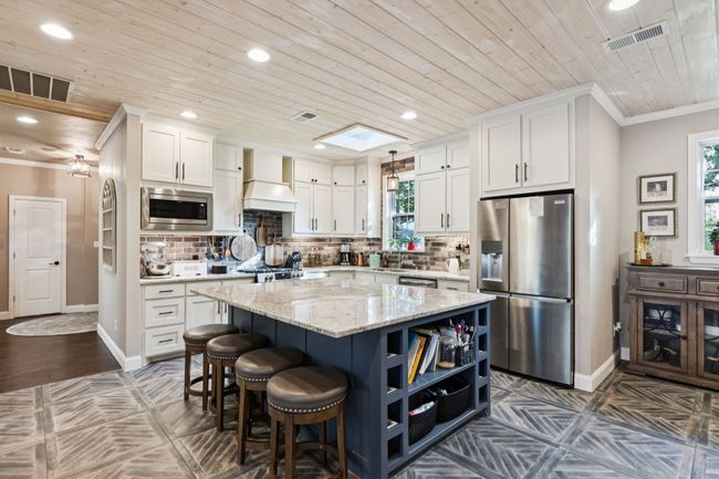 1610 Wiltshire Ct, House other with 5 bedrooms, 4 bathrooms and null parking in Keller TX | Image 9