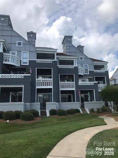 18731 Vineyard Point Ln, Cornelius, NC, 28031-7993 | Card Image