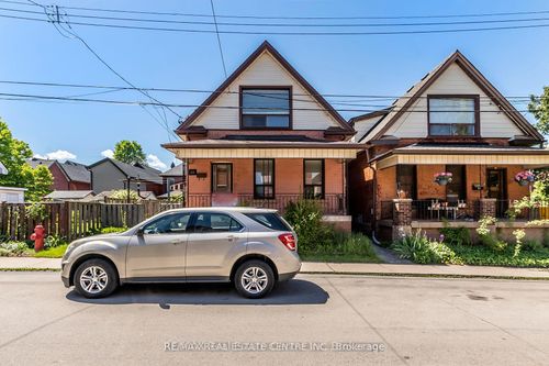 40 Greig St, Hamilton, ON, L8R2W7 | Card Image