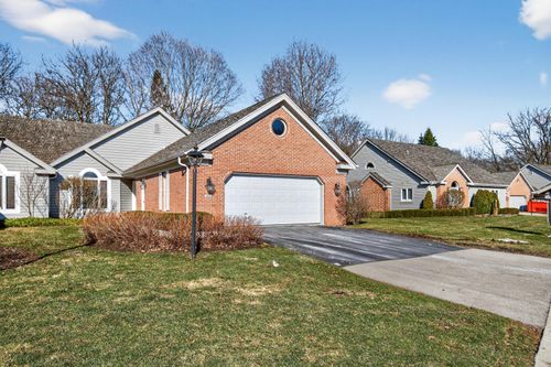 2415 Walnut Grove Ct, Brookfield, WI, 53005-4556 | Card Image