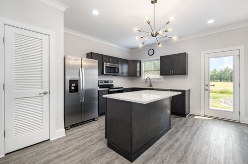 121 Bellvue Dr, Lebanon, TN, 37090-7828 | Card Image