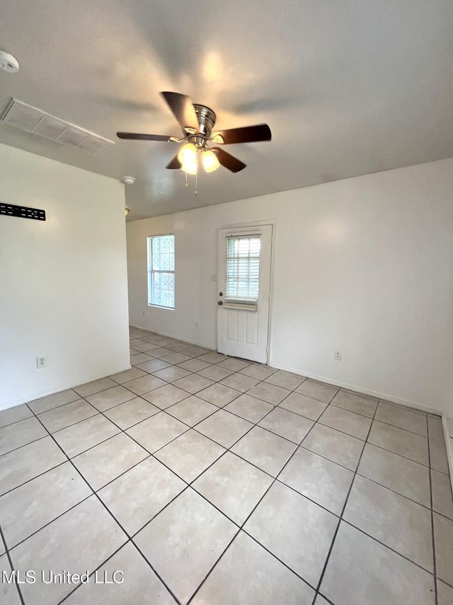 9617 Smith B 5 | Image 4