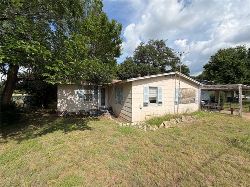 277 S Avenue L, Crawford, TX, 76638 | Card Image