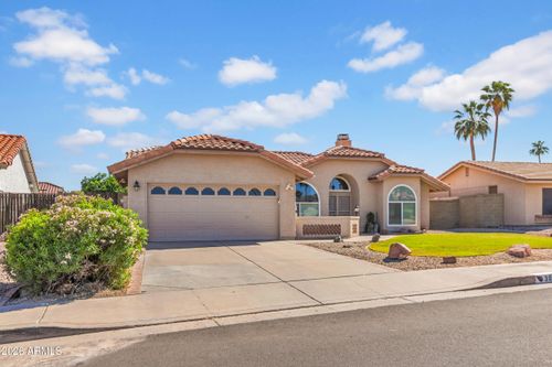 3945 E Salinas St, Phoenix, AZ, 85044-3857 | Card Image