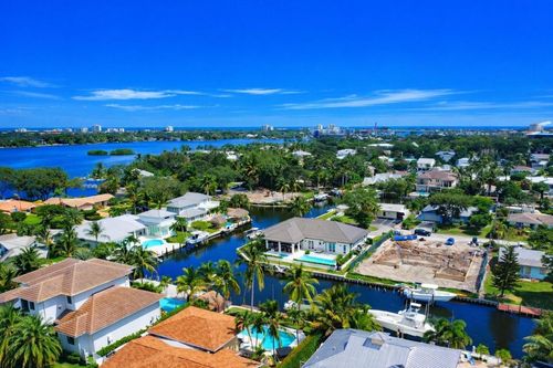 934 N Loxahatchee Dr, Jupiter, FL, 33458-4304 | Card Image