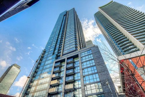 919-295 Adelaide Street W, Toronto, ON, M5V0L4 | Card Image