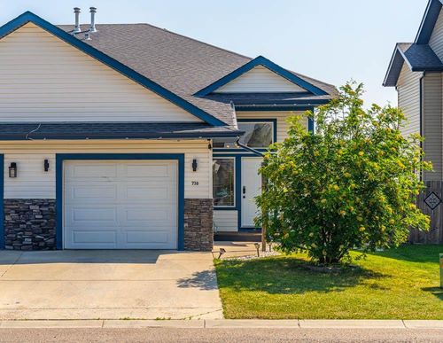 738 Carriage Lane Dr, Carstairs, AB, T0M0N0 | Card Image