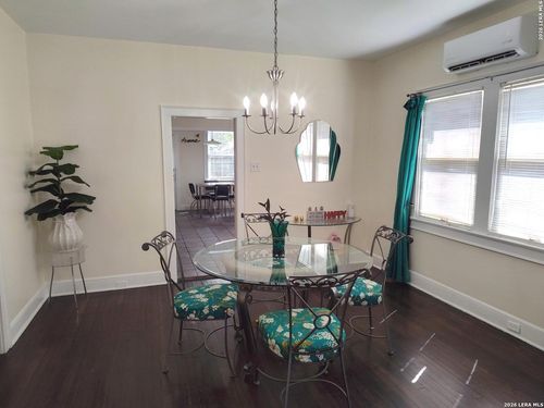 334 Pershing Ave, San Antonio, TX, 78209-6604 | Card Image