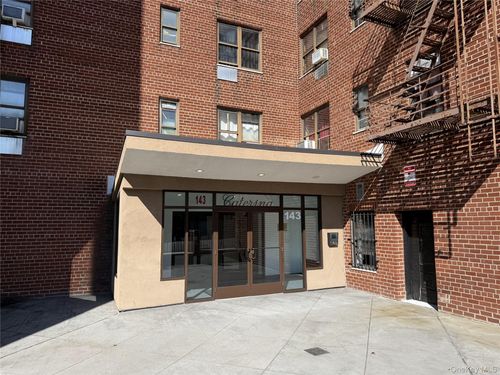 3g-143 Bruce Ave, Yonkers, NY, 10705-3825 | Card Image