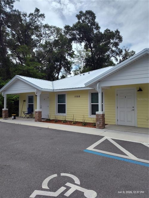 5580 Ne 35th St, Silver Springs, FL, 34488-8842 | Card Image