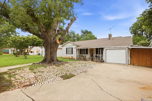 618 Frost St, San Antonio, TX, 78201-3348 | Card Image