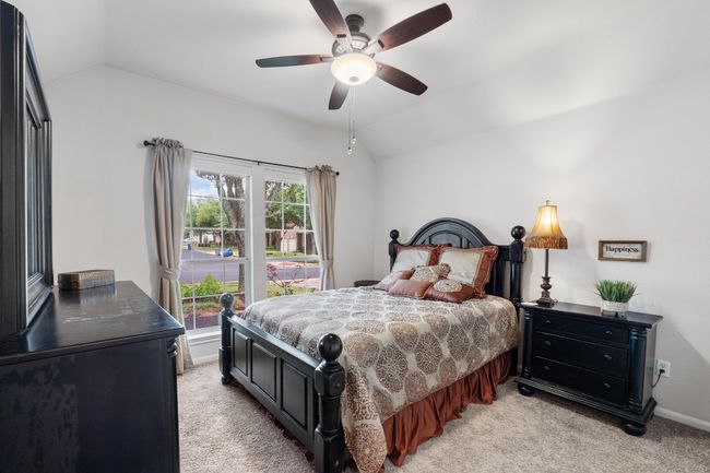 Spacious secondary bedroom #2 | Image 26