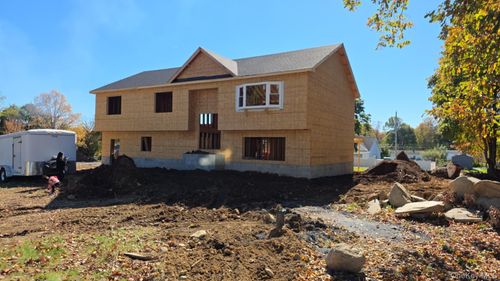 14 New Unionville Rd, Wallkill, NY, 12589-2524 | Card Image