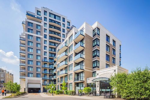 904-131 Upper Duke Cres, Markham, ON, L6G0C9 | Card Image