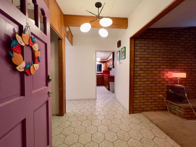 3431 E Pineview Dr, House other with 3 bedrooms, 2 bathrooms and null parking in Dexter MI | Image 4