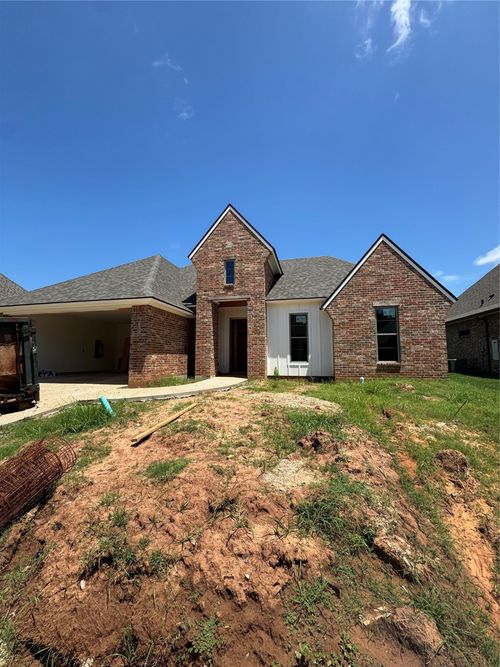449 Stacey Ln, Bossier City, LA, 71111-2190 | Card Image