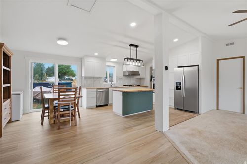 237 N 300 W, Fountain Green, UT, 84632-7771 | Card Image