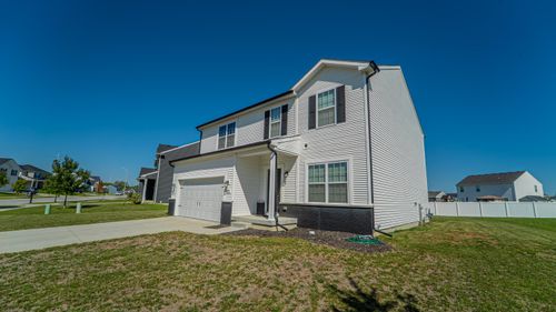 8777 Burr Ridge Cir, Crown Point, IN, 46307-1119 | Card Image