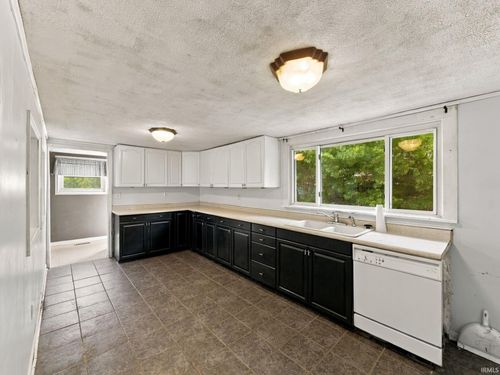 988 N 600 W Road, Frankfort, IN, 46041 | Card Image