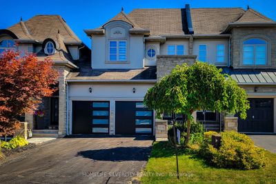 2336 Wuthering Heights Way, Home with 3 bedrooms, 4 bathrooms and 4 parking in Oakville ON | Image 3