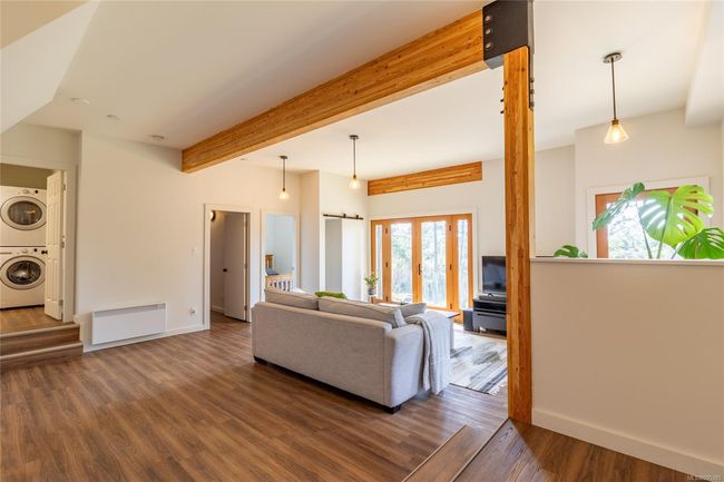 Main Level Living Room | Image 42