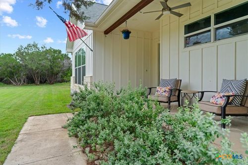 1 Agarita Cir, Wimberley, TX, 78676-1901 | Card Image