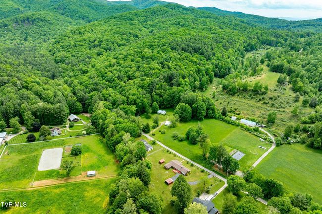 1867 Gentry Creek Rd, House other with 3 bedrooms, 2 bathrooms and null parking in Laurel Bloomery TN | Image 46