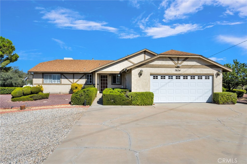 Residential in Oak Hills 4