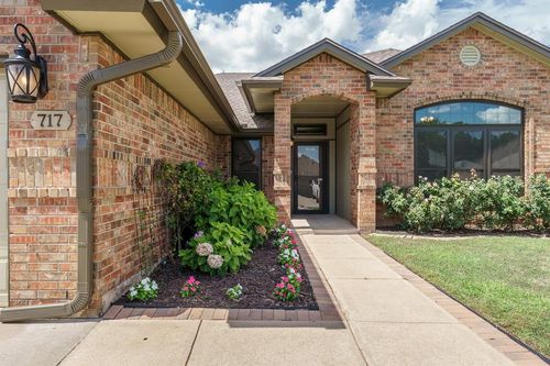 717 Sw 155th Pl, Oklahoma City, OK, 73170-7603 | Card Image