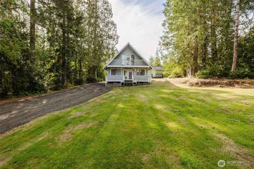90 E Snow Cap Dr, Belfair, WA, 98528-9173 | Card Image