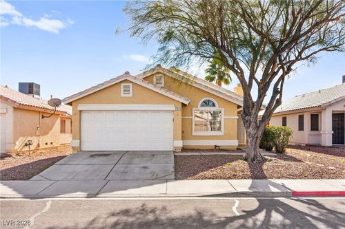 7025 Village Shore Ct, Las Vegas, NV, 89129-5767 | Card Image