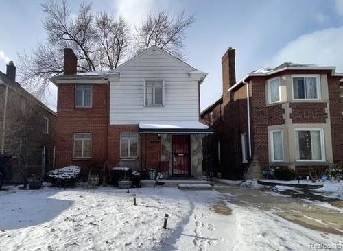 18679 Santa Barbara Dr, Detroit, MI, 48221-2149 | Card Image