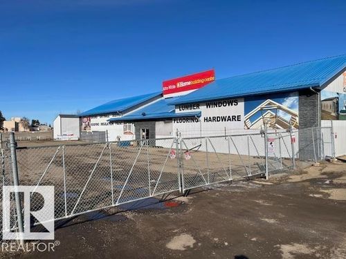 4224 51 Ave, Vegreville, AB, T9C1C7 | Card Image